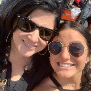 Meet your Posher, Julianna